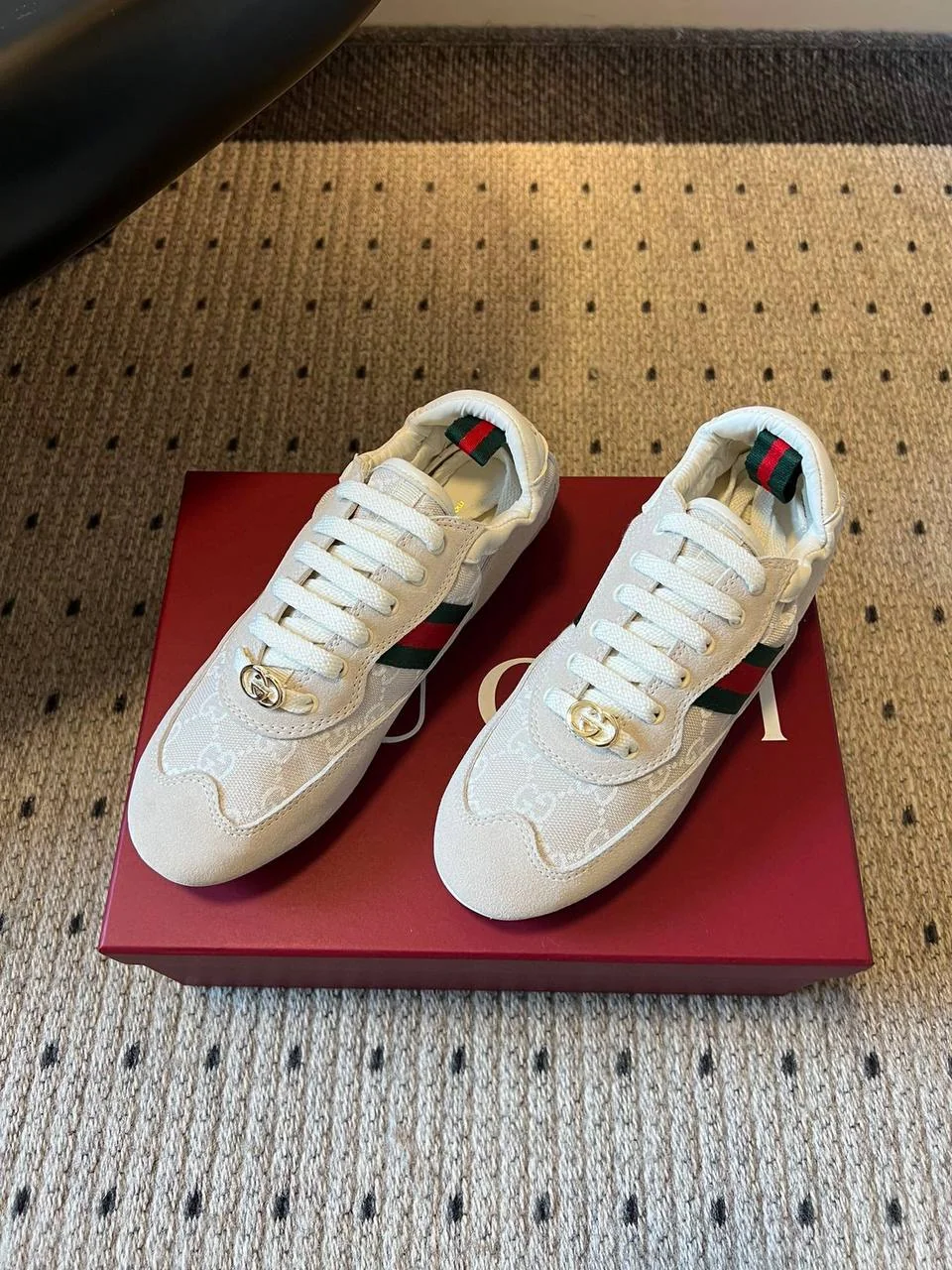 Жіночі кросівки - Gucci